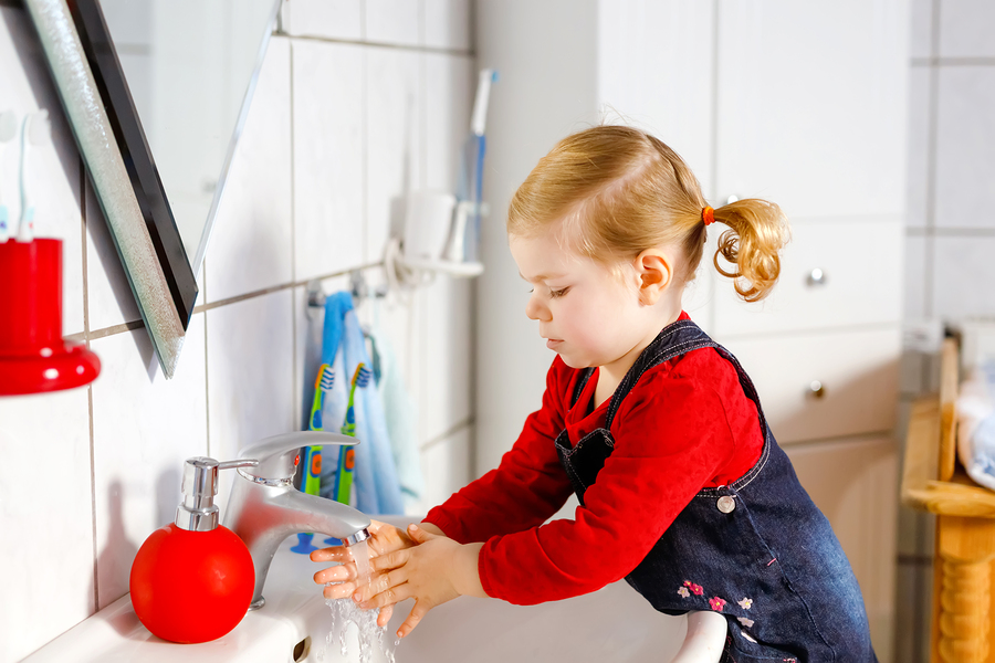 How to teach proper hand washing techniques to kids